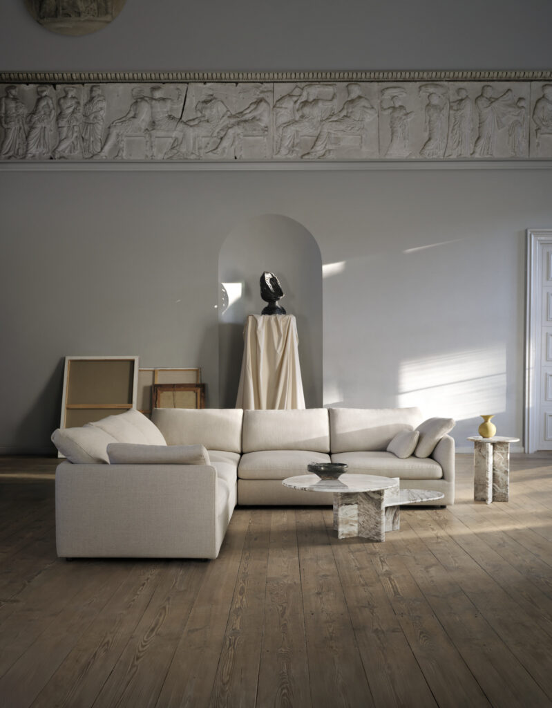 Sofa BoConcept Milano , stolik kawowy i stolik pomocniczy 